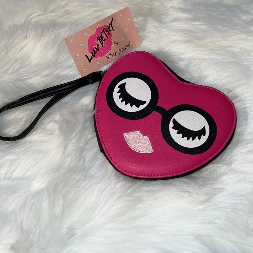 💖 Betsey Johnson Wristlet Coin Purse - Picture 7 of 7